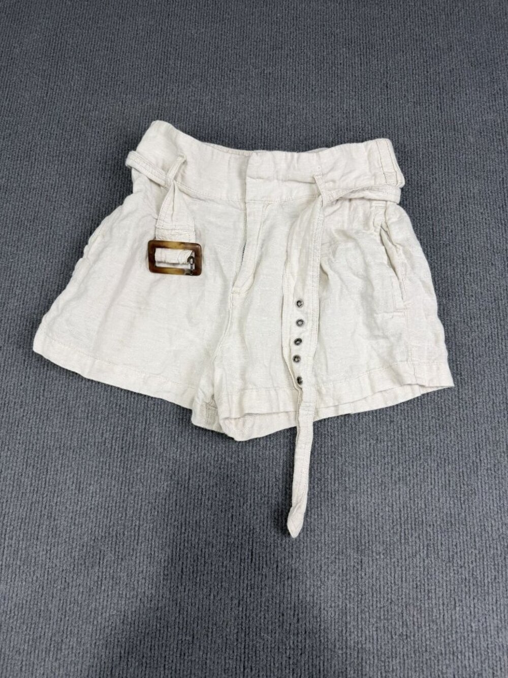 Christian Siriano Womens Belted Shorts Beige S